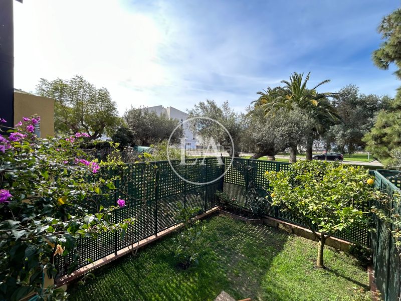 Foto d48664fd-bd63-4164-88b7-e004dd323809. Casa a schiera in carrer nantes 35 in Vilafortuny Cambrils