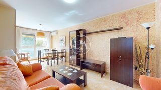 Flat  Passatge número 03 6b. Última planta de tres habitaciones en nou cambrils