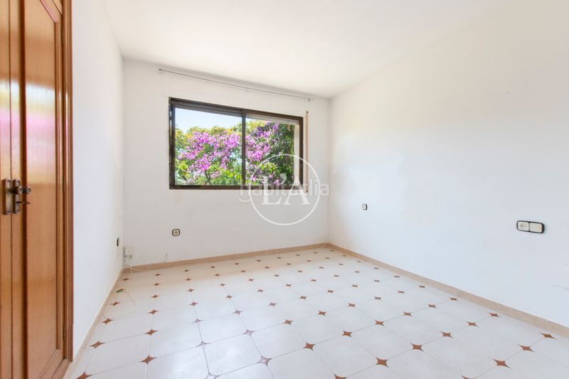 Foto bfc0c2ef-1168-41a6-90fc-f93b95c99511. Xalet amb xemeneia aparcament a Jardins de Vilafortuny - Mas d'en Bosch Cambrils