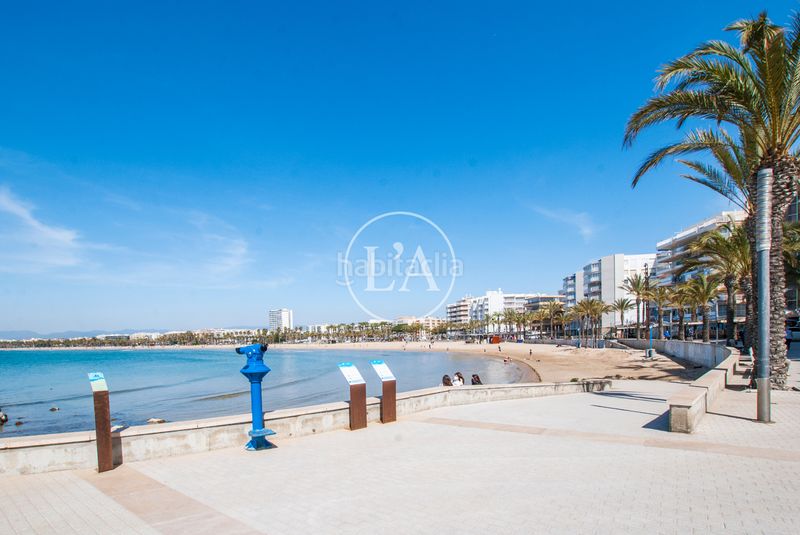 Foto 7b540c82-8d35-46fd-8a38-0805733fdffb. Pis amb xemeneia calefacció a Platja de Llevant Salou