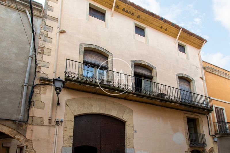 Foto cfba6956-7f70-4f4e-ad32-3285eebb49f1. Casa aparellada amb calefacció aparcament a Vila-seca poble Vila-seca