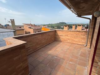 Duplex  Carrer de la cooperativa. Dúplex en venta en el corazón de roda de ter