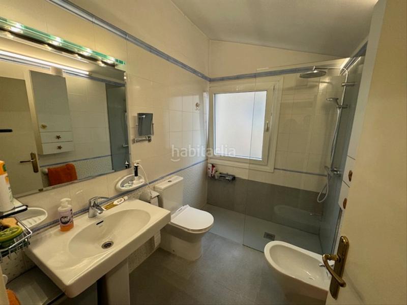 Foto bac0de08-742a-41eb-a476-c7dc25e60a1c. Maison avec parking dans Manlleu