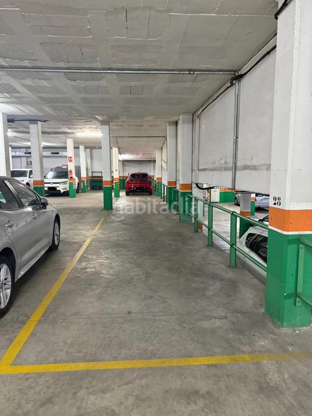 Foto 63e2d8ce-720c-44ff-9a71-399b7765fe14. Miete autoparkplatz in carrer de joan abelló i bufí 7 in Terrassa