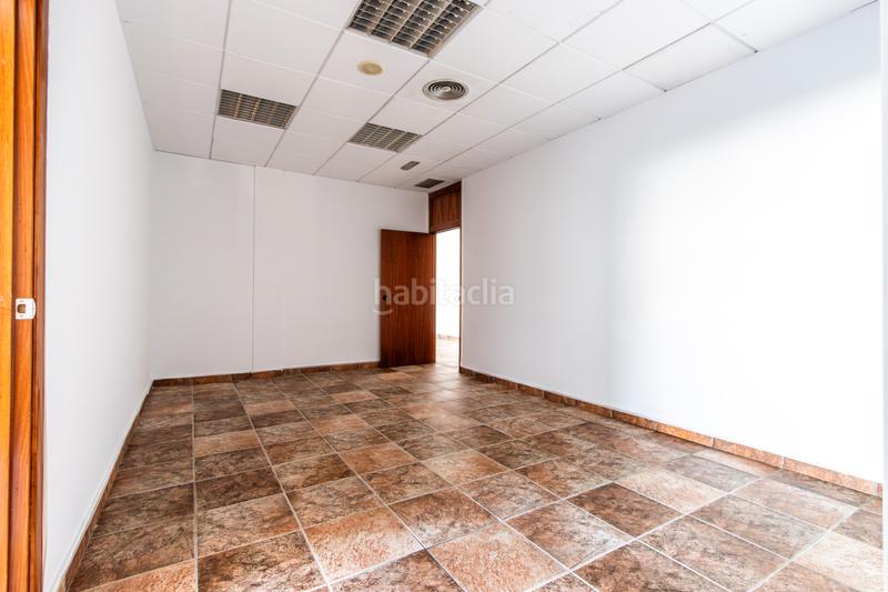 Foto 113fc694-97c7-4f09-975a-ea23ed6500e2. Local commercial dans Zona Esportiva Terrassa
