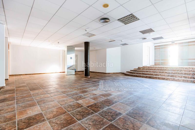 Foto 2c91bb16-81e6-46dc-bf33-465692baef89. Local commercial dans Zona Esportiva Terrassa