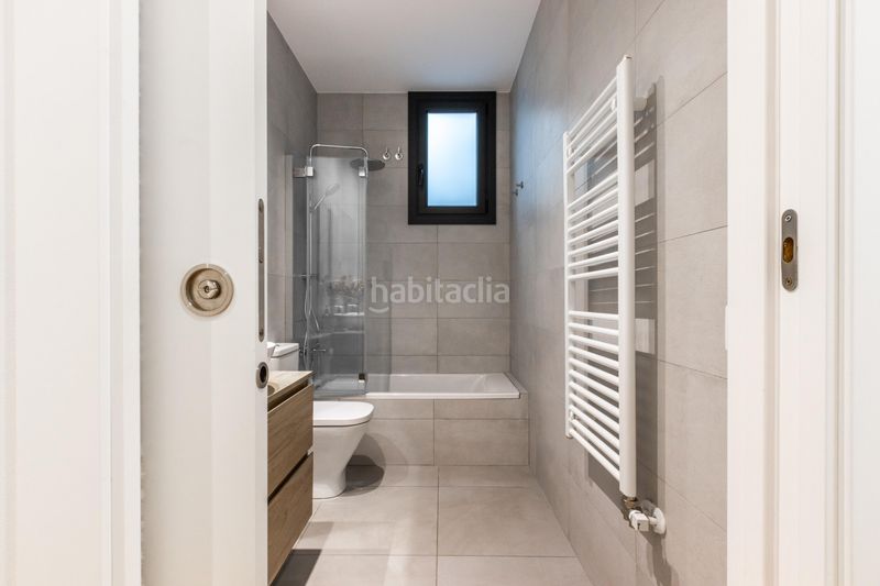 Foto 1491a4c5-8ad1-4a83-b5e4-cc433fee2857. Casa amb xemeneia calefacció aparcament piscina a Matadepera
