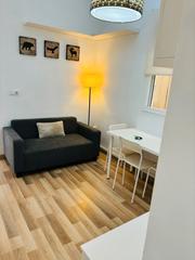Location Appartement à La Torrassa. Preciso piso clásico en alquiler de temporada.