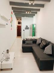Location Appartement à Sants-Badal. Loft espectacular en sants