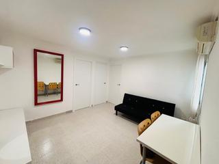 Miete Etagenwohnung in Collblanc. Atico nuevo y amplio a estrenar