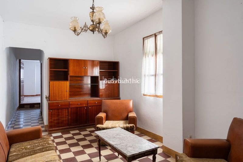 Foto 4b3d7cb0-be3b-495e-9378-05b15c1b4f7c. Casa adosada en Centro Antequera
