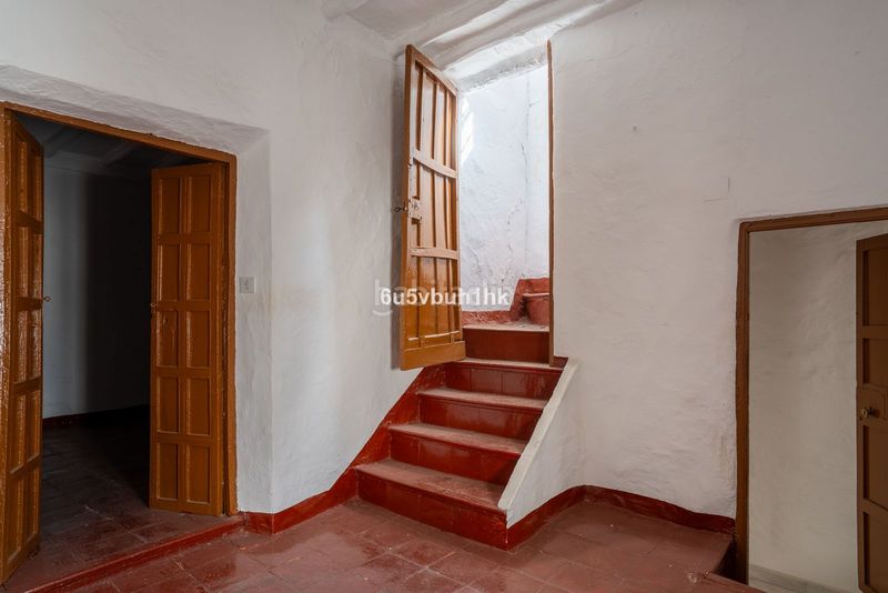 Foto 5233a792-4a49-4e5b-acae-a4eea4fc0ffb. Casa adossada a Centro Antequera