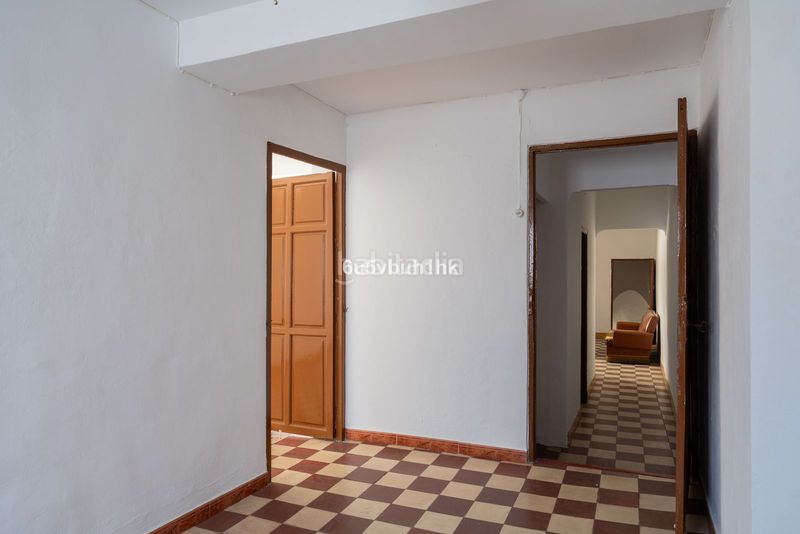 Foto 78a46e2a-ff0f-4fe6-a5ea-5dbf6a248551. Casa adossada a Centro Antequera