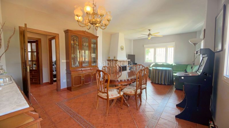 Foto a8f02398-b274-4fc0-9eab-5575f8a39608. Casa en Loja