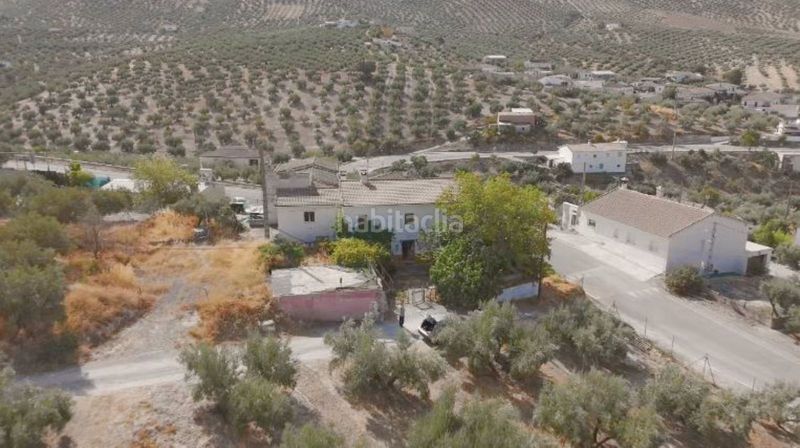 Foto 446574fe-0b59-44a4-8f79-b025bb4d165c. Casa amb aparcament a Alcaudete