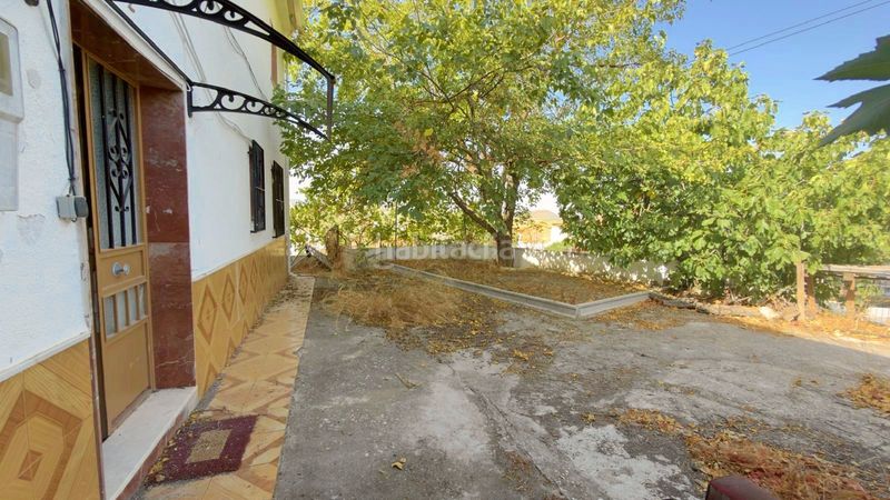 Foto 73e93b2e-a21b-48f1-9038-67654204bf9c. Casa amb aparcament a Alcaudete