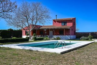 Country house in Centro