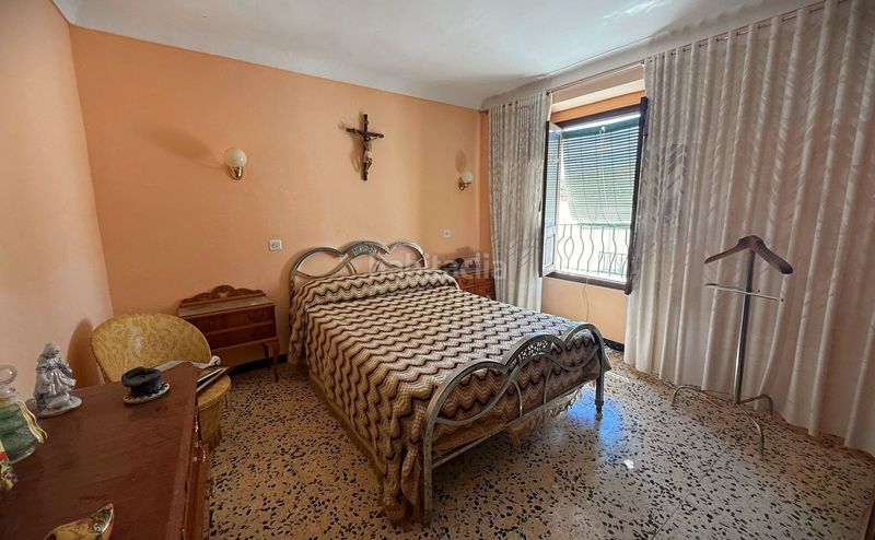 Foto 0737d754-5537-43ae-b4c5-f7e3e247b4e9. Casa adosada en Iznájar
