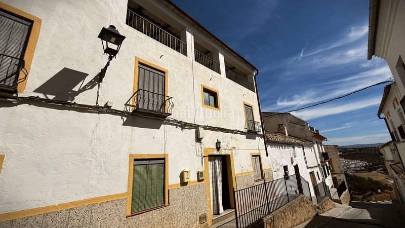 Foto 0a239bfa-da66-4b29-b5b3-44799fd623b1. Casa adosada en Iznájar