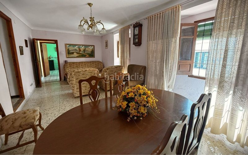 Foto b066f746-1ed4-40d5-9730-1cf4ff01d096. Casa adosada en Iznájar