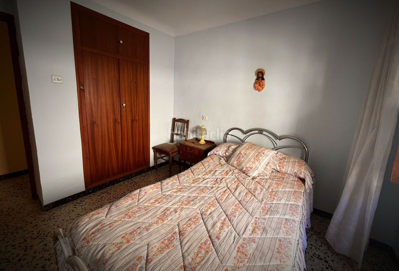 Foto b5ead838-e1d0-4ffb-a3dc-79ad75d873c9. Casa adosada en Iznájar