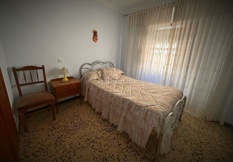 Foto bc865ca3-19f6-4f3b-b2b7-e51fa4160f2b. Casa adosada en Iznájar