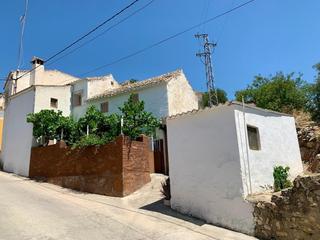 Country house in Iznájar
