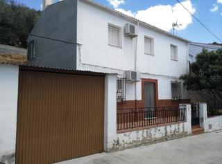 Maison jumelée à Iznájar