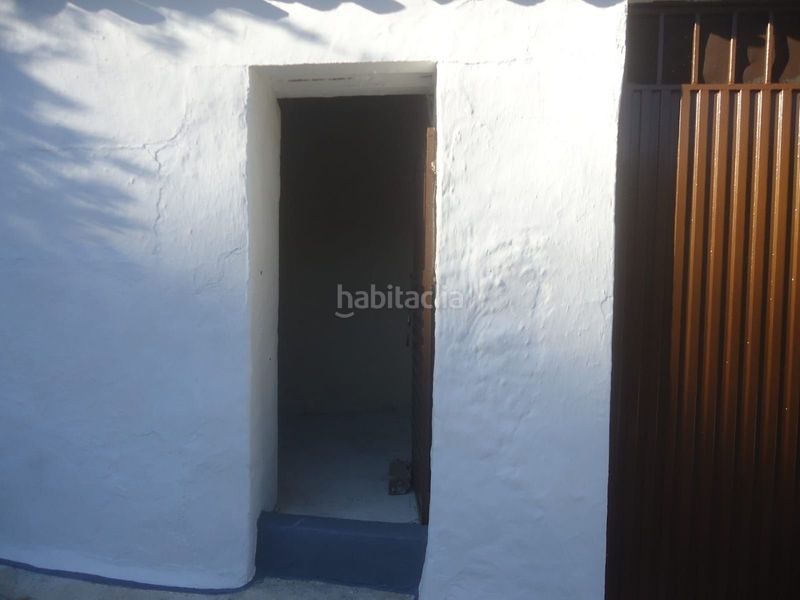 Foto e6ac61fe-baae-4a93-802a-a4b618a8fedf. Masía en Iznájar