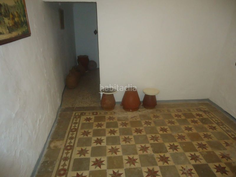Foto fe8c1025-a509-44a9-b1f8-2c5396fd3683. Masía en Iznájar