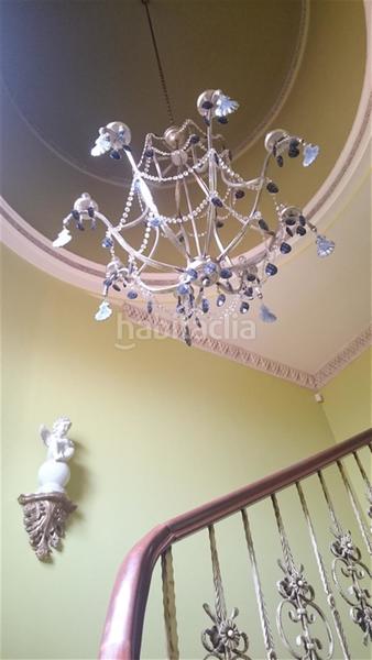 Foto b14ea73a-3ee2-4ed7-8b9d-fe5661593f6c. Chalet avec parking piscine dans Zona Centro Comercial Torrequebrada Benalmádena