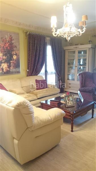 Foto ce25149f-d2a7-4ab2-8aad-cdd82fea0bdf. Chalet avec parking piscine dans Zona Centro Comercial Torrequebrada Benalmádena