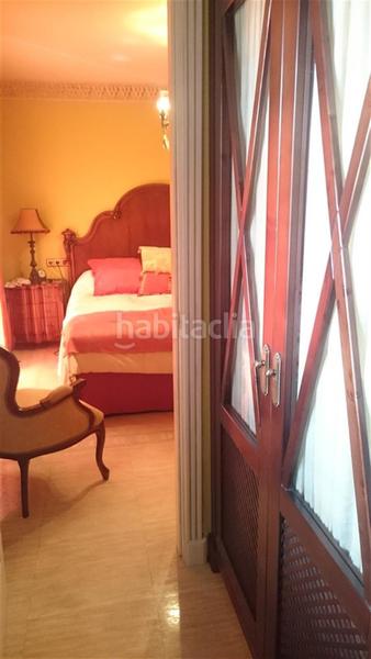 Foto 6c099873-5001-4809-bd07-a3b3cc7d9b26. Chalet en Zona Centro Comercial Torrequebrada Benalmádena