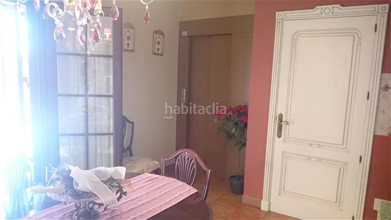 Foto 8db30677-ff6b-4bab-8e45-9683f5a13258. Chalet en Zona Centro Comercial Torrequebrada Benalmádena