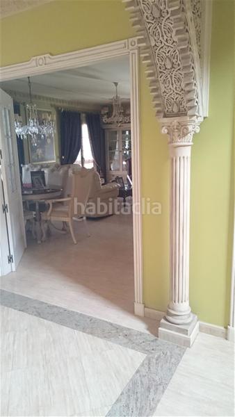 Foto 7c0a3cbc-f6c0-4c9b-82b8-ff27a6730068. Chalet con parcheggio piscina in Zona Centro Comercial Torrequebrada Benalmádena