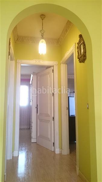 Foto f3ed9a64-db25-4365-8576-beb7c3015a1a. Chalet con parcheggio piscina in Zona Centro Comercial Torrequebrada Benalmádena