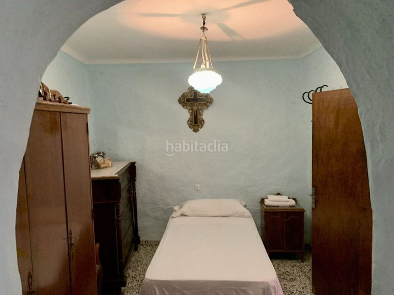 Foto 2f40d2b8-52b4-4090-b508-d3eeb1c6509f. Casa adossada a Iznájar