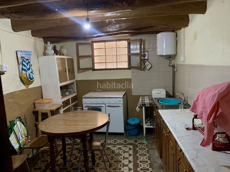 Foto 82e4cbf5-d3b3-4a7d-9a85-dd2d5f3af8b3. Casa adossada a Iznájar