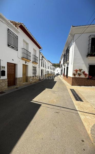 Foto 30f413b8-9f6e-41a6-becc-f96cb199708b. Casa adossada a Alfarnate