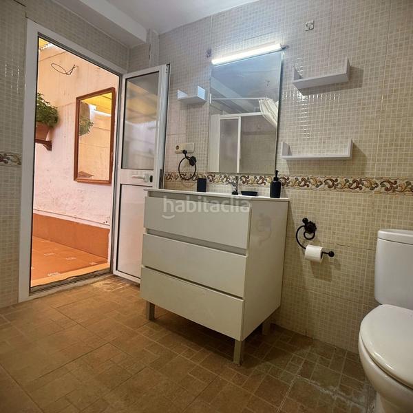 Foto 1273d770-d086-4c1a-a640-71e55f3fb7e2. Casa a schiera in Alameda