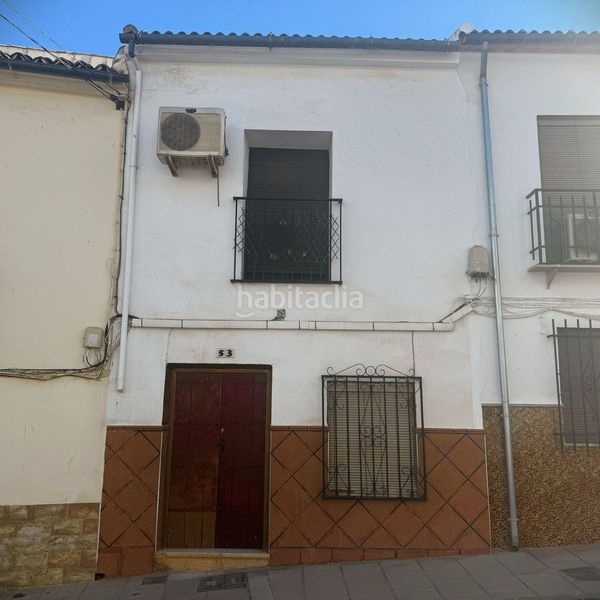 Foto 0aa4b95f-3b31-430a-ad3e-3de858977834. Casa adossada a Alameda