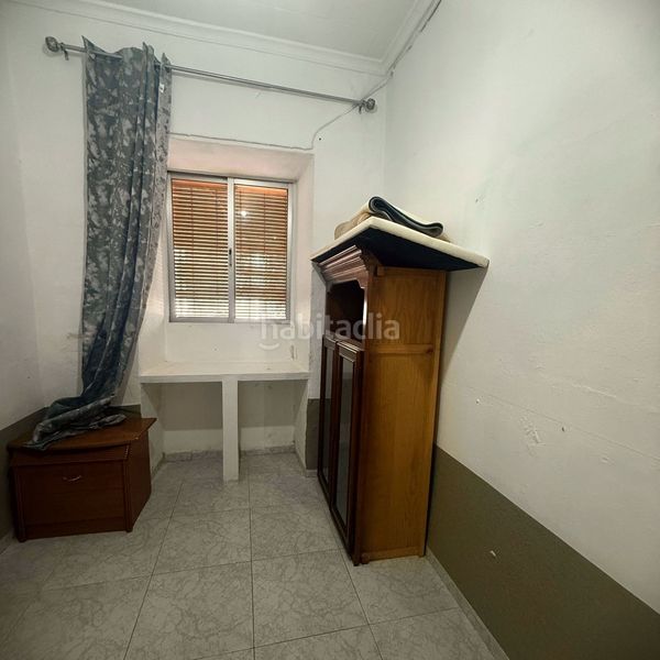 Foto 4a37545f-6c82-455c-9062-fedd0c22e0f3. Casa adossada a Alameda