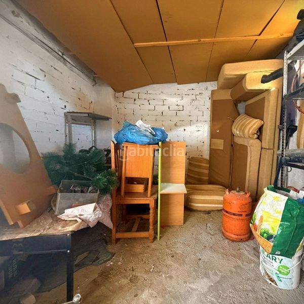 Foto 51b57f1e-e0ed-4f50-a466-4b979cb03f1b. Casa adossada a Alameda