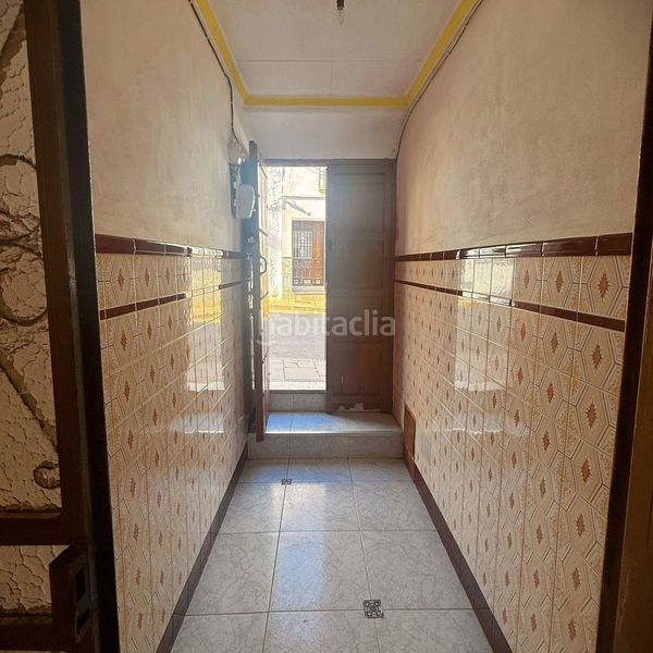 Foto 741ce56c-f8da-4e44-8534-0a6fca19121c. Casa adossada a Alameda