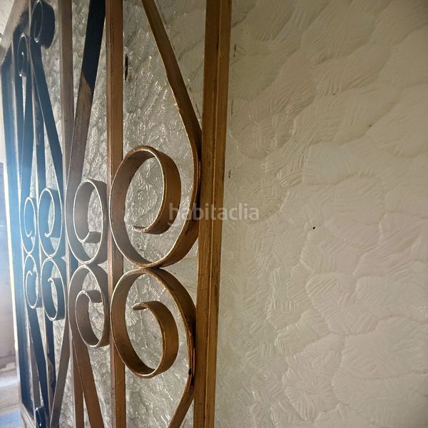 Foto 8b4b7d58-216a-41a5-a741-1e5c43bb6805. Casa adossada a Alameda