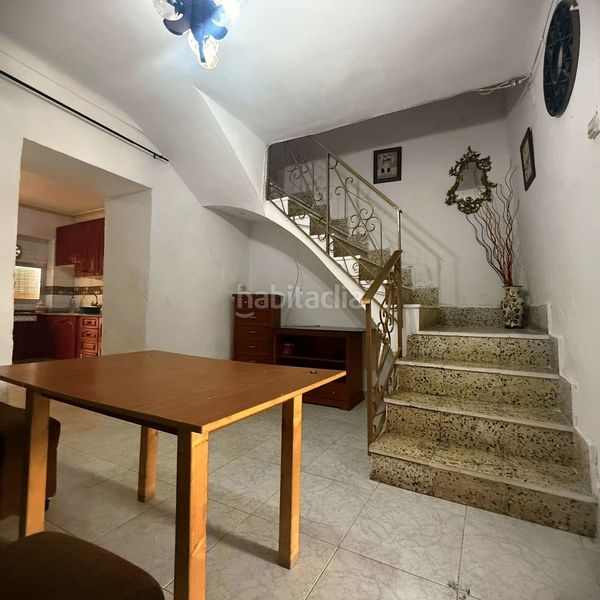 Foto b02bd429-453a-42a3-8068-5859648071c0. Casa adossada a Alameda