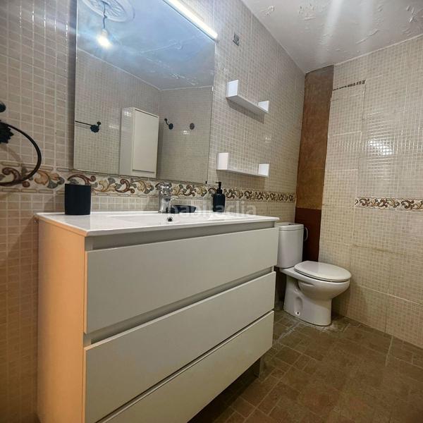 Foto 008a459c-7ecc-4f1e-b6f2-17ef4502b623. Semi detached house in Alameda