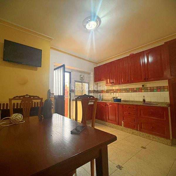 Foto 9bf6c78c-26c2-41bb-88af-a6a34b2dc4ae. Semi detached house in Alameda