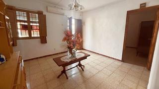 Semi detached house in Zona de la Vega