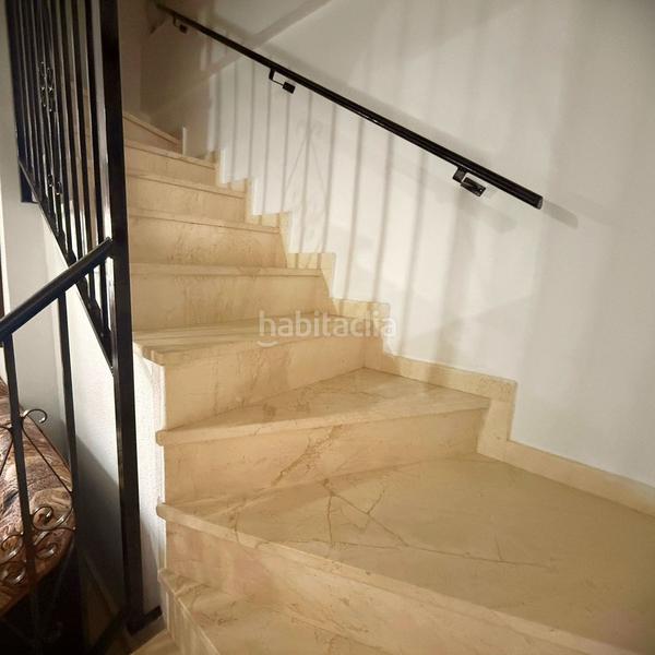 Foto a9b5a516-6e28-4518-b6c9-cbd2b3f7cbc1. Casa adossada amb piscina a Almargen